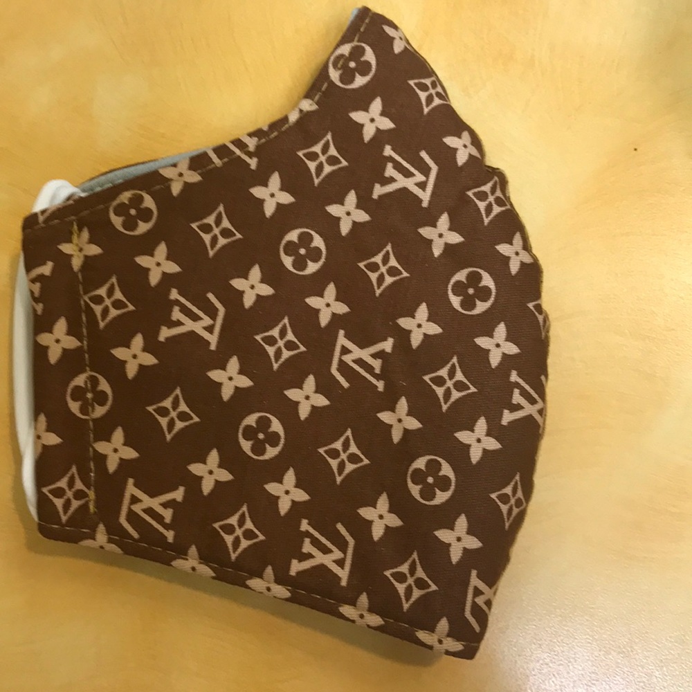 Louis Vuitton inspire face mask